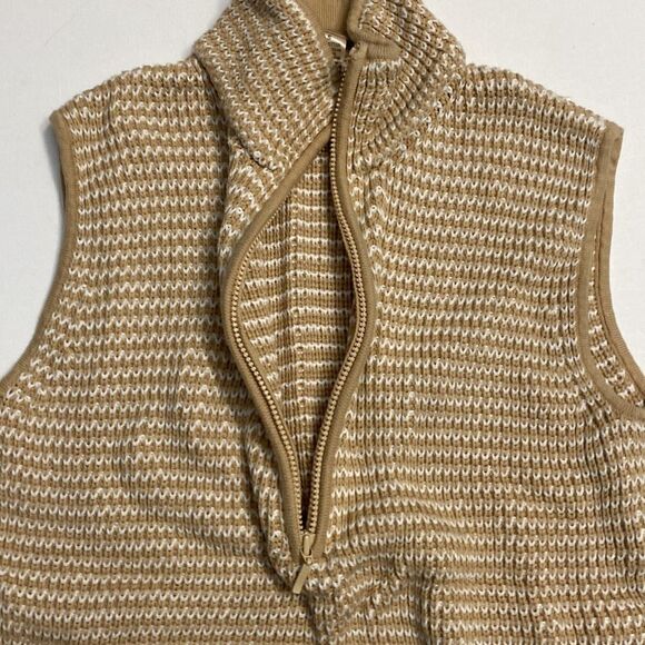 Vintage Quarter Zip Turtle Neck Sweater Tank - Picture 4 of 6